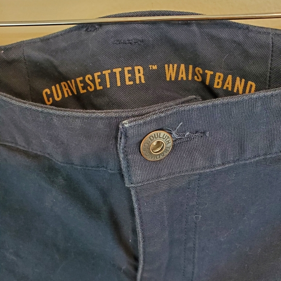 Duluth Trading Co. Cargo Pants Navy, size 14, 33” length, Curvesetter Waistband - Picture 3 of 5